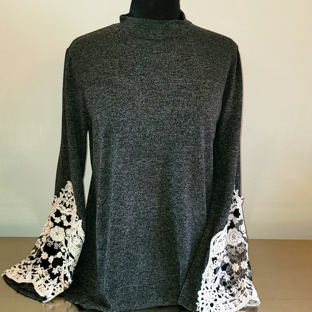 Altard state bell sleeve top.